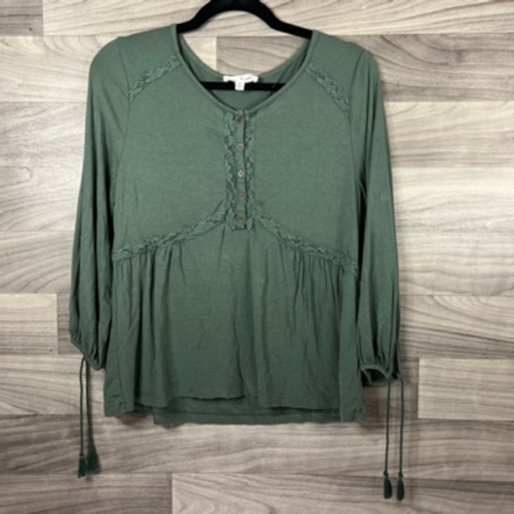 Cloud Chaser Womens‎ Blouse Green Long Sleeve Scoop Neck Tassels Pullover M
